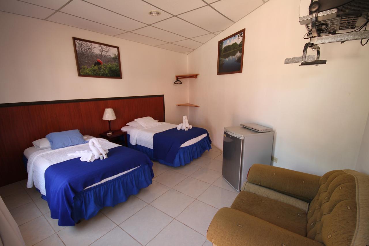 Hostal La Gran Tortuga ปวยร์โต วิลยามิล ภายนอก รูปภาพ