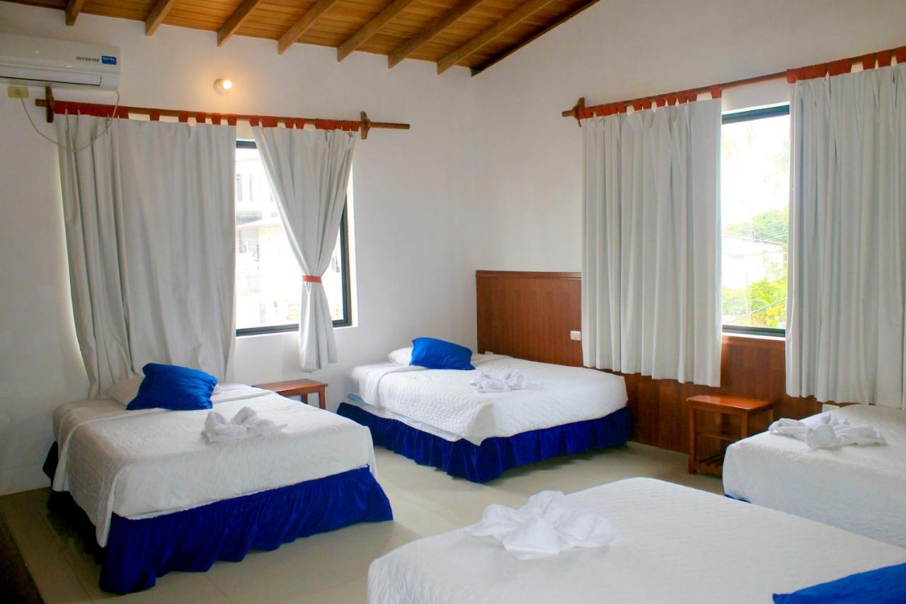 Hostal La Gran Tortuga ปวยร์โต วิลยามิล ภายนอก รูปภาพ